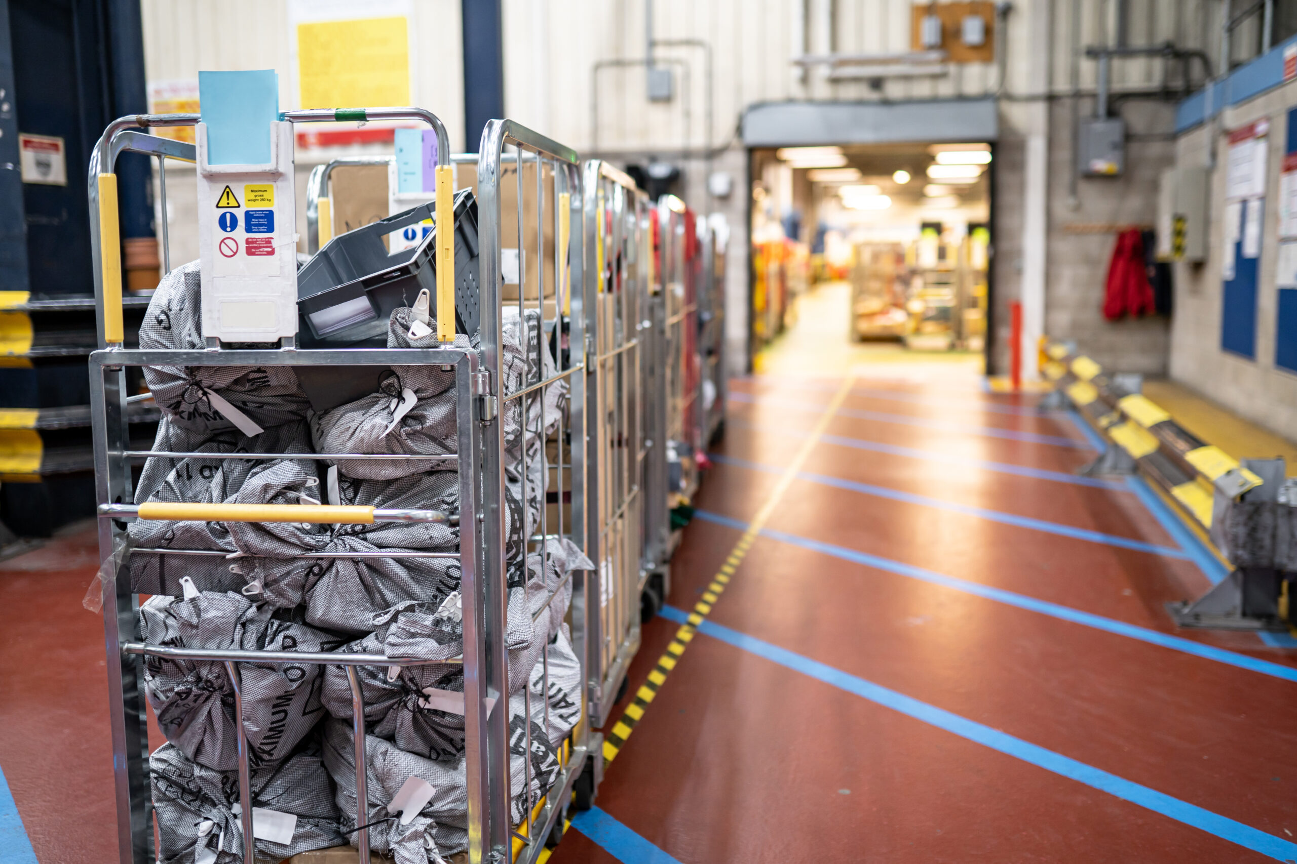 Royal Mail installs latest sorting machine in Birmingham to meet ongoing parcel demand