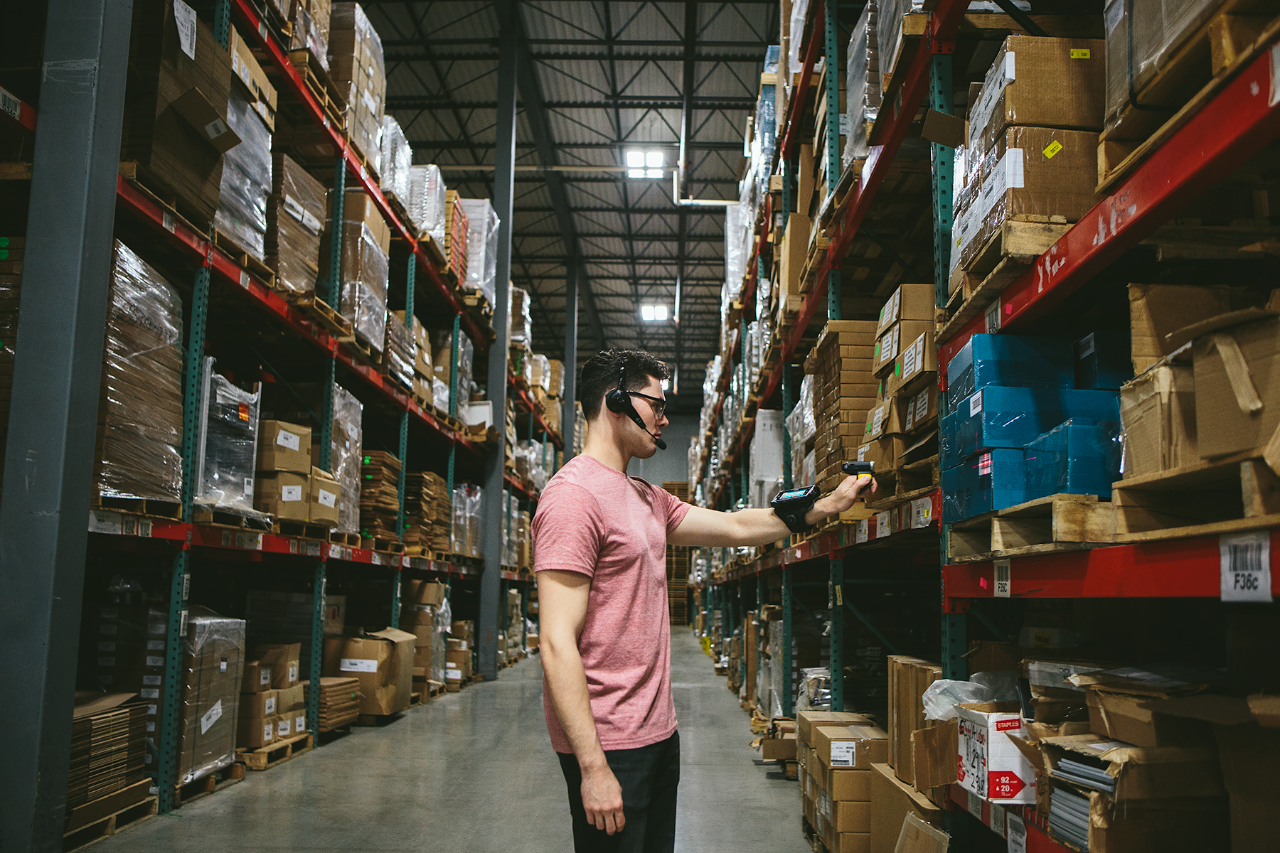 UK’s retail warehouse workers say technology makes jobs easier and more enjoyable