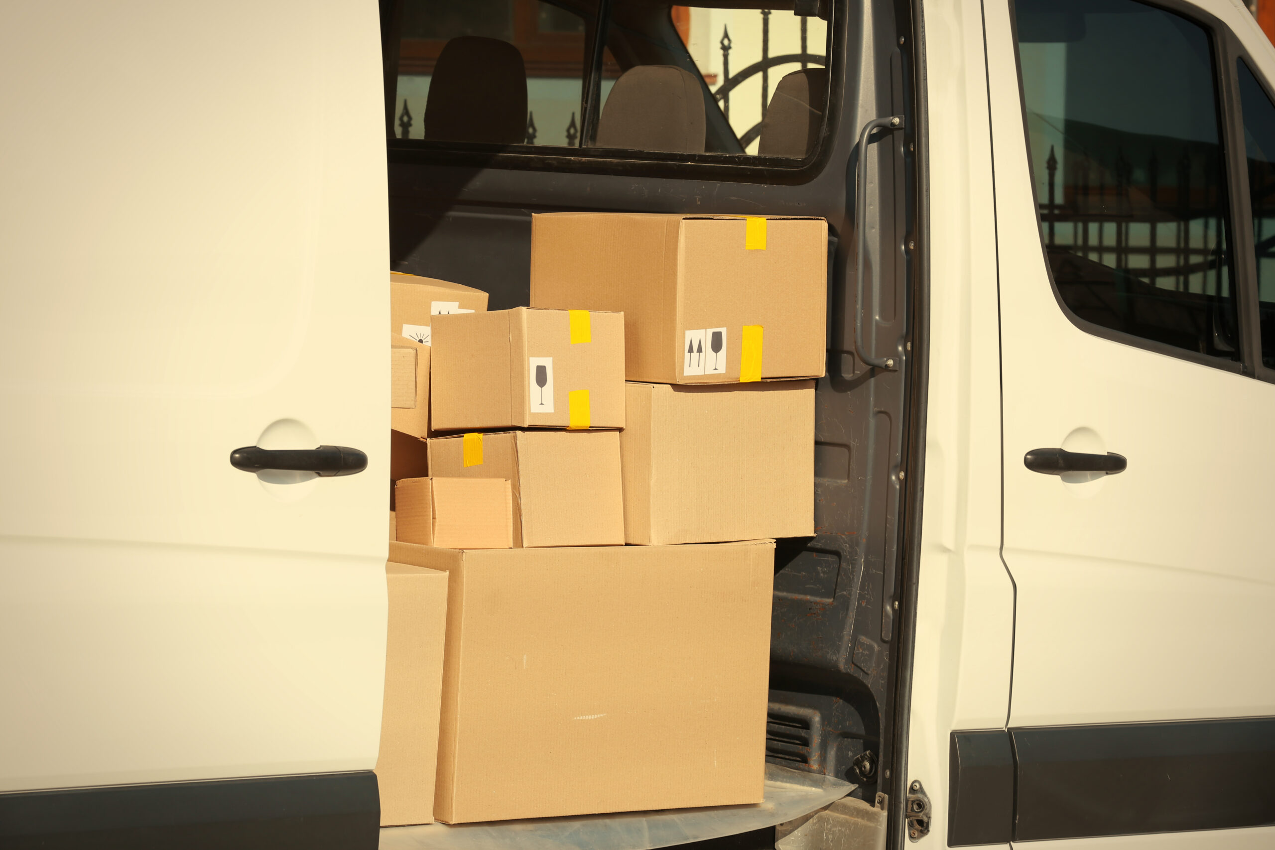 Last mile research finds 84% of retailers lack control of outsourced delivery networks